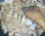 Foto del paso 6 de la receta: Tallarines de Arroz con Champiñones y Secreto Ibérico en Salsa de Hongos