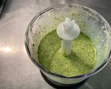 Une image de l'étape 6 de Sauce Salade Épicée à la Coriandre et Ail Frais Confit.