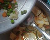 A picture of step 2 of Goan Veg Caldin.