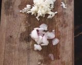 Foto langkah ke 1 dari resep Nasi goreng sayuran.