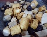 Hình bước làm 1 của món Bún Thái Chay