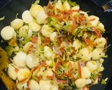 A picture of step 4 of Instant Fried mini idli.