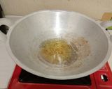 Foto langkah ke 3 dari resep Tumis kangkung saus tiram.
