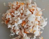 Foto del paso 13 de la receta Ensaladilla de gambas, surimi y atún