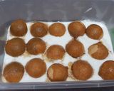 Foto langkah ke 4 dari resep Tiramisu Dessert Box.
