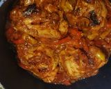 Foto del passaggio 4 della ricetta Pollo e peperoni alla romana
