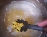 A picture of step 1 of Bazarii Macroni spaghetti chana fruit chaat.