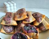 Foto langkah ke 7 dari resep Lumpia Ubi Ungu lumer.
