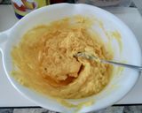 A picture of step 1 of Pan Baked Cheese Cookies.