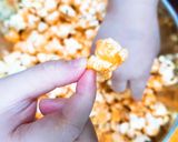 Hình bước làm 4 của món Bắp rang bơ