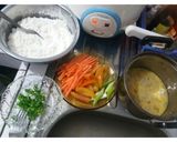 Foto langkah ke 1 dari resep Udang Crispy Saos Asam Manis Budget Pas-pas'an Enak & Sederhana.