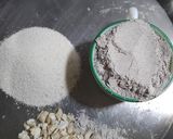 A picture of step 1 of Ragi Ladoo.