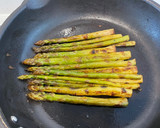 Foto del paso 2 de la receta: Espárragos a la mantequilla