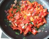 A picture of step 3 of Tuna on Sandwich w/ Salsa Capsic-Onion&Mushroom Toma😙🎏🐟🧀🌮😄.