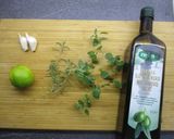 Sült csirkecomb 🍗 zöldségekkel 🫑🍅🧄 és krémes sütőtökös rizottóval 🎃🍚 recept fázis 2 fotója