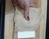 A picture of step 8 of Paneer tikka toast.