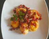 Foto del paso 9 de la receta: Sorrentinos, con vegetales y salsa en vino tinto