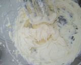Foto langkah ke 5 dari resep Korean Creamcheese Garlic Bread.