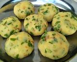Foto langkah ke 2 dari resep Perkedel Kentang Telur Puyuh.