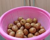 Foto langkah ke 1 dari resep Garlic Baby Potato.