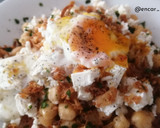 Foto del paso 7 de la receta: Ensalada de garbanzos con huevo poché