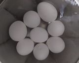 Foto del paso 3 de la receta: Clásicos Huevos Duros 🥚
