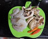 Foto langkah ke 2 dari resep Ajillo Ahijo, Spanish Sauté Shrimp & Mushroom.