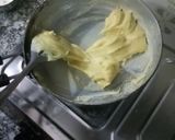 A picture of step 1 of Louki Halwa.
