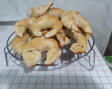 Foto del paso 4 de la receta: Medialunas de manteca muy fáciles y rápidas