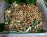 Foto langkah ke 5 dari resep Mie Tek-Tek (Mie Goreng ala abang-abang).