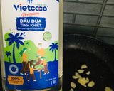 Hình bước làm 1 của món Bông kim châm xào tim gà