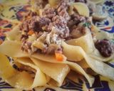 Foto del passaggio 2 della ricetta Pappardelle al Ragù Bianco ❤️❤️👩‍🍳