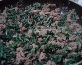 Foto del paso 5 de la receta: Acelgas a la crema gratinadas con papas y queso