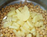 A picture of step 3 of Ragra Masala.