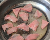 Foto del paso 1 de la receta: Magras con tomate