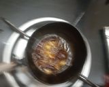 A picture of step 3 of Punjabi Daal tadka.