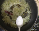 सूजी उपमा (Suji Upma recipe in Hindi) रेसिपी चरण 3 फोटो