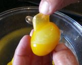 Foto del paso 4 de la receta: Tomates cherrys en aceite y especias