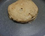 A picture of step 5 of Leftover roti sandwich.