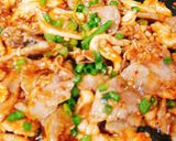 Hình bước làm 1 của món Ức gà xào cay
