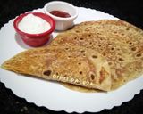 A picture of step 5 of Stuffed Masala Besan Roti.