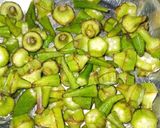 A picture of step 1 of Tarka Masala Okra.