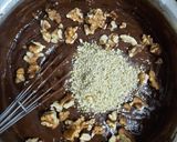 A picture of step 6 of Whole wheat choco banana walnut cake.