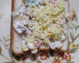 कॉर्न वेज चीज़ सैंडविच (Corn veg cheese sandwich recipe in hindi) रेसिपी चरण 4 फोटो