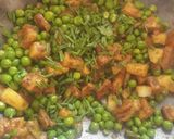 हरी मटर की घुघनी (hari matar ki ghugni recipe in Hindi) रेसिपी चरण 5 फोटो