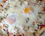 Foto del paso 7 de la receta: Pizza de atún y huevo en sartén