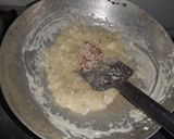 उपवासाचा साबुदाणा हलवा (upwasacha sabudana halwa recipe in marathi) रेसिपी स्टेप 4 फोटो 