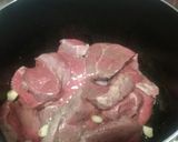 Foto del paso 1 de la receta: Carne a la cacerola y su sopa