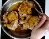 Foto del paso 6 de la receta: Cómo hacer este riquísimo Muslo de Pollo con Salsa Teriyaki Casera🍗