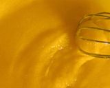 A picture of step 2 of Soufflé Pancake.